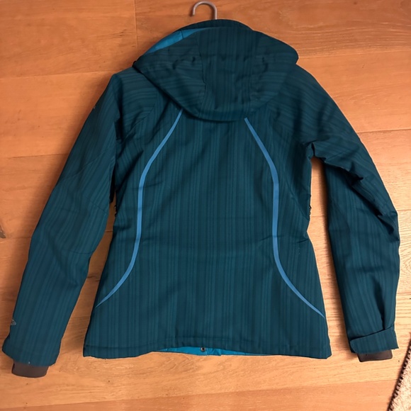 A Gorgeous Ski Jacket by Columbia M WITH mini-heat - Picture 2 of 6